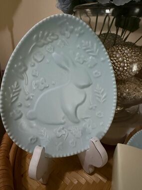 Crofton 4 PK EGG SACE
PLATES